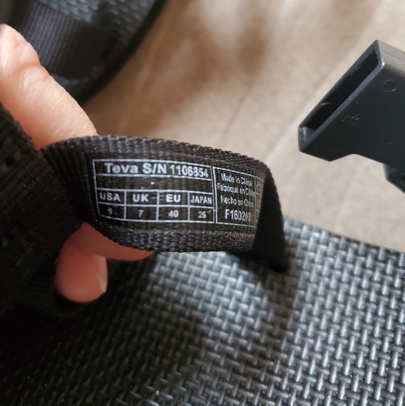 NWOT TEVA Original Dorado Sandals In Black Size Womens 9 - Picture 8 of 9